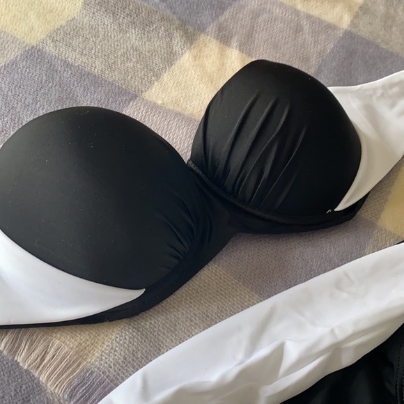 Strapless Push-Up Bikini Set - Picture 3 of 4